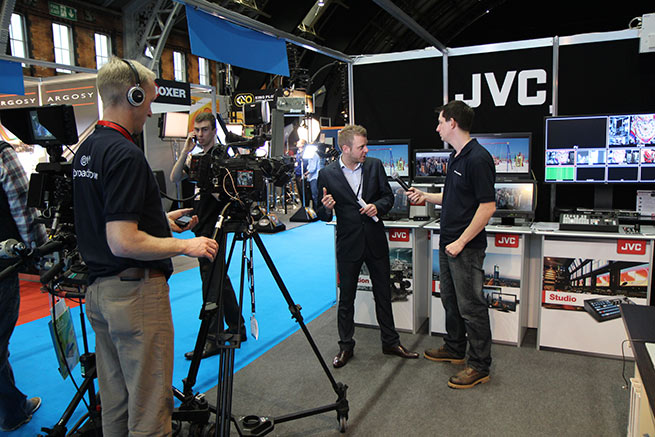 JVC-stand